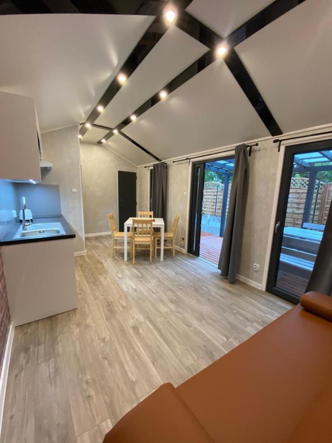 Domy Nad Morzem - Chata Pirata- Tiny House Dziwnow Exterior photo