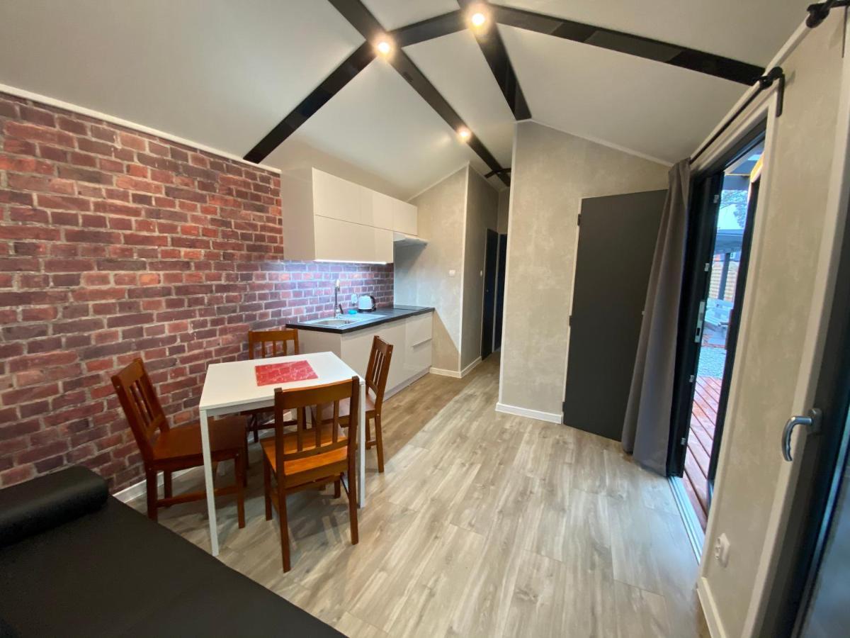 Domy Nad Morzem - Chata Pirata- Tiny House Dziwnow Exterior photo