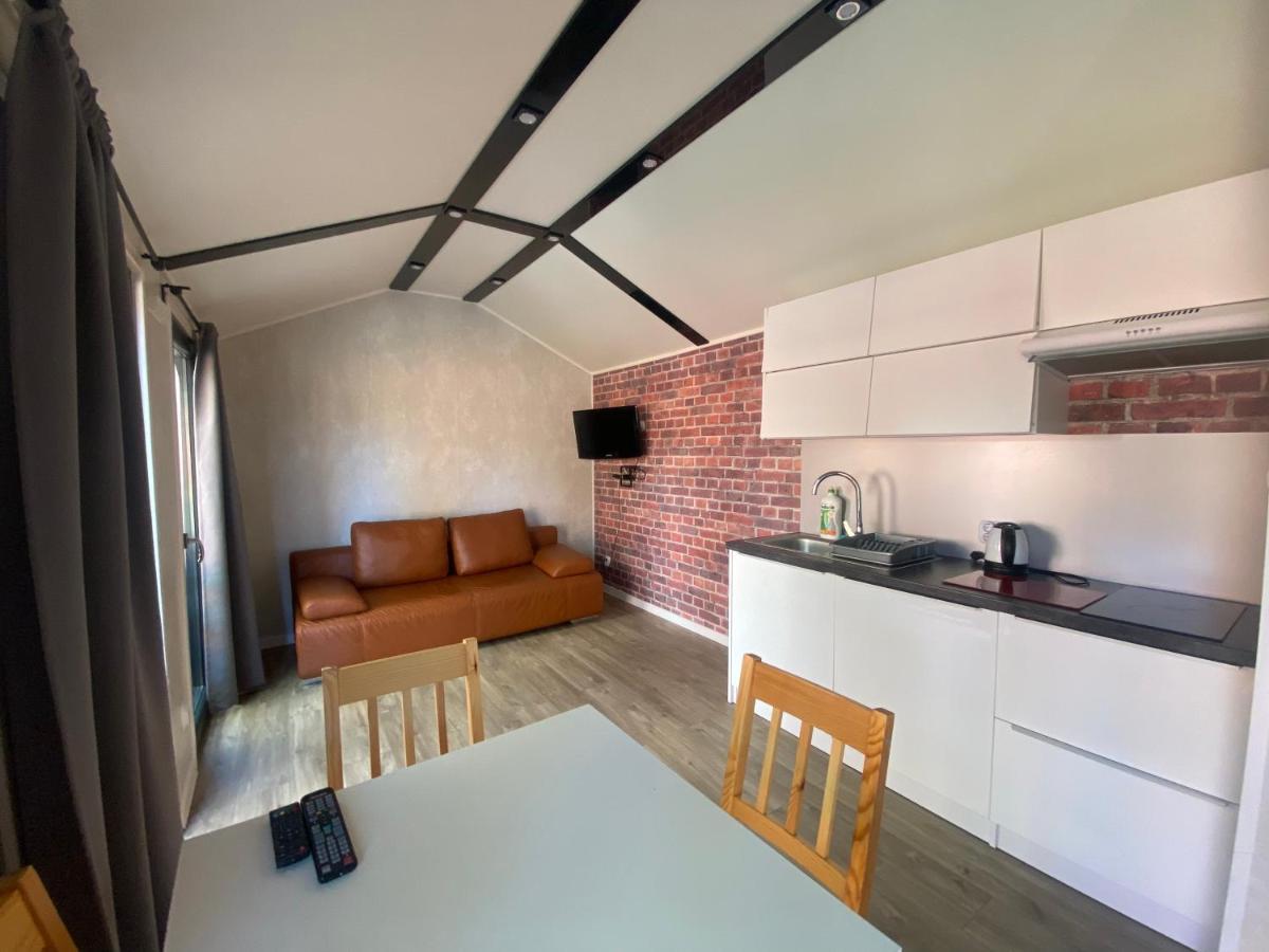 Domy Nad Morzem - Chata Pirata- Tiny House Dziwnow Exterior photo